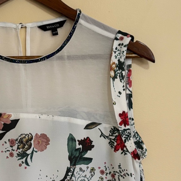 RW&CO.| Floral Print Sleeveless Blouse Metallic Trim Sz XS - Picture 4 of 7